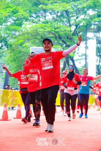 Race photo from ONE RUN 10K 2025
