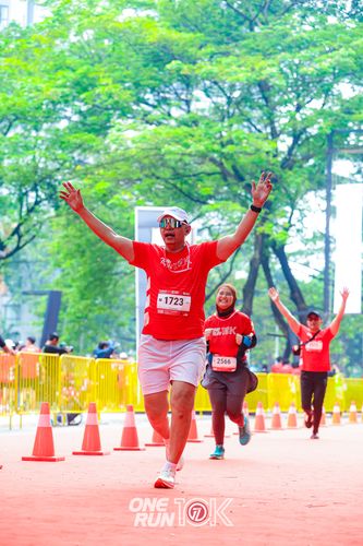 Race photo from ONE RUN 10K 2025