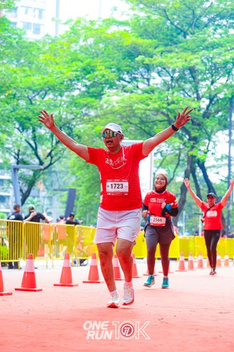 Race photo from ONE RUN 10K 2025