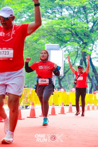 Race photo from ONE RUN 10K 2025