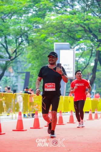 Race photo from ONE RUN 10K 2025