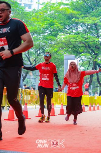Race photo from ONE RUN 10K 2025
