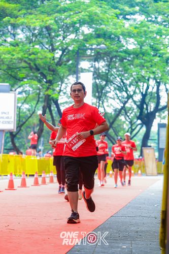 Race photo from ONE RUN 10K 2025