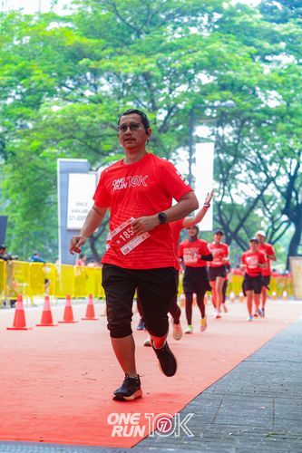 Race photo from ONE RUN 10K 2025