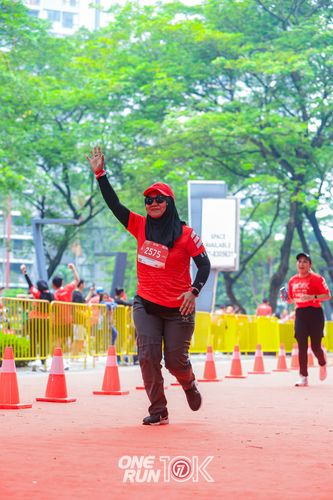 Race photo from ONE RUN 10K 2025
