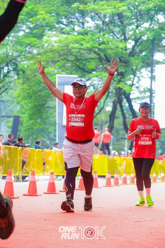 Race photo from ONE RUN 10K 2025