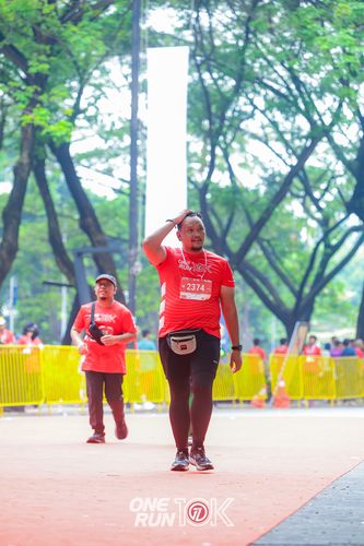 Race photo from ONE RUN 10K 2025