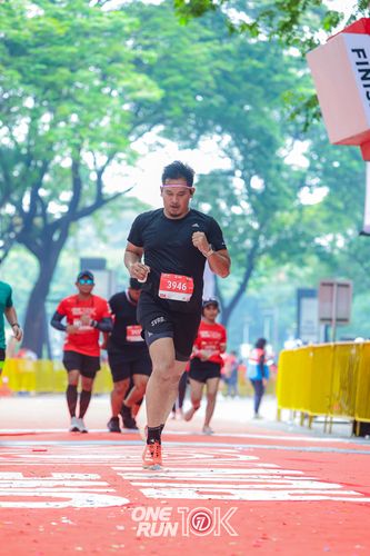 Race photo from ONE RUN 10K 2025
