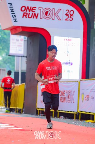 Race photo from ONE RUN 10K 2025