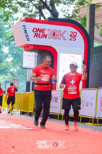 Race photo from ONE RUN 10K 2025