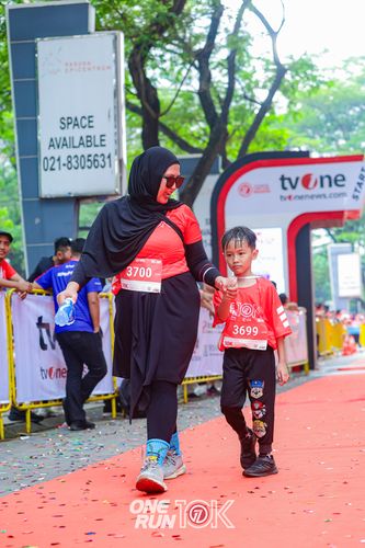 Race photo from ONE RUN 10K 2025