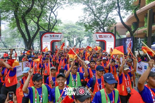 Race photo from ONE RUN 10K 2025