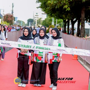 Race photo from WALK FOR PALESTINE