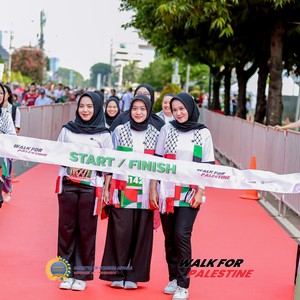 Race photo from WALK FOR PALESTINE