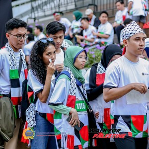 Race photo from WALK FOR PALESTINE