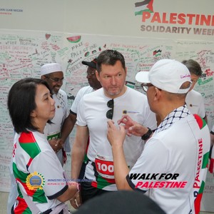 Race photo from WALK FOR PALESTINE