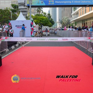 Race photo from WALK FOR PALESTINE
