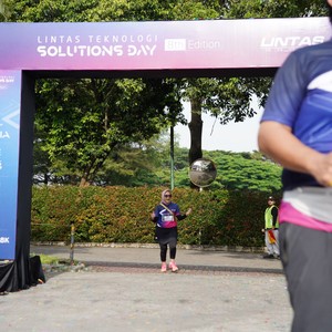 Race photo from LINTAS TEKNOLOGI SOLUTIONS DAY