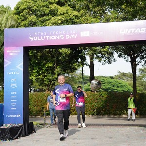 Race photo from LINTAS TEKNOLOGI SOLUTIONS DAY