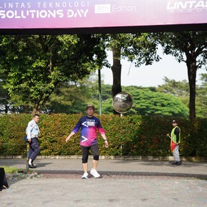 Race photo from LINTAS TEKNOLOGI SOLUTIONS DAY