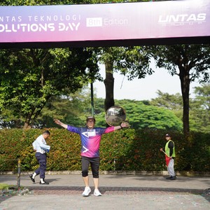 Race photo from LINTAS TEKNOLOGI SOLUTIONS DAY