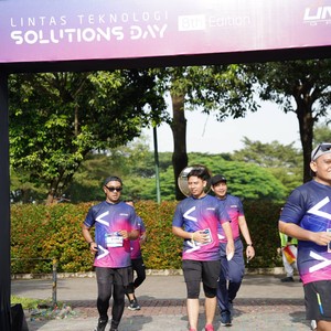 Race photo from LINTAS TEKNOLOGI SOLUTIONS DAY