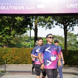 Race photo from LINTAS TEKNOLOGI SOLUTIONS DAY