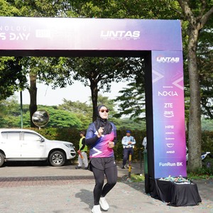 Race photo from LINTAS TEKNOLOGI SOLUTIONS DAY