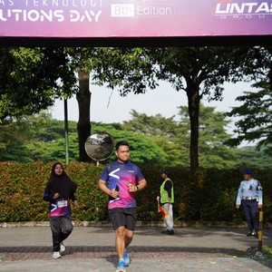 Race photo from LINTAS TEKNOLOGI SOLUTIONS DAY