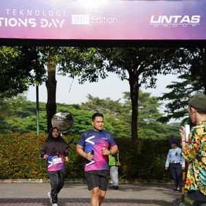 Race photo from LINTAS TEKNOLOGI SOLUTIONS DAY