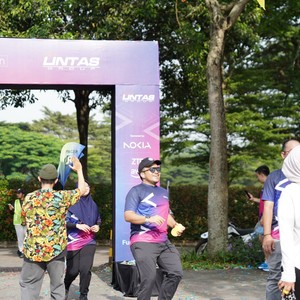 Race photo from LINTAS TEKNOLOGI SOLUTIONS DAY