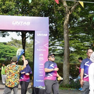 Race photo from LINTAS TEKNOLOGI SOLUTIONS DAY