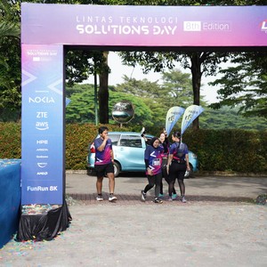 Race photo from LINTAS TEKNOLOGI SOLUTIONS DAY