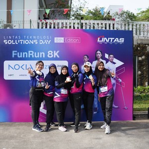 Race photo from LINTAS TEKNOLOGI SOLUTIONS DAY