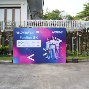 Race photo from LINTAS TEKNOLOGI SOLUTIONS DAY