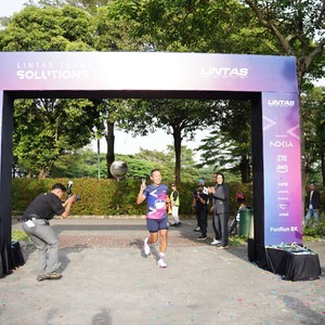 Race photo from LINTAS TEKNOLOGI SOLUTIONS DAY