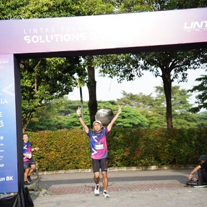 Race photo from LINTAS TEKNOLOGI SOLUTIONS DAY