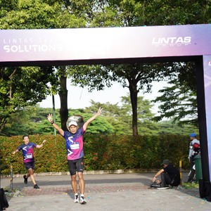 Race photo from LINTAS TEKNOLOGI SOLUTIONS DAY