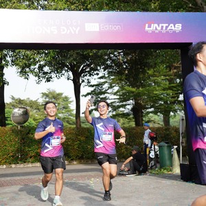 Race photo from LINTAS TEKNOLOGI SOLUTIONS DAY