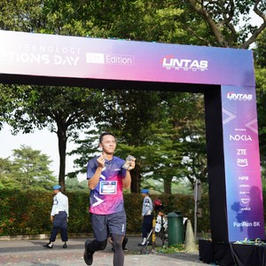 Race photo from LINTAS TEKNOLOGI SOLUTIONS DAY