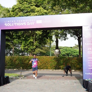 Race photo from LINTAS TEKNOLOGI SOLUTIONS DAY