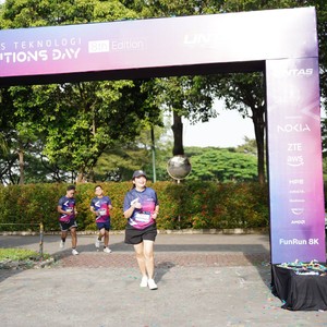 Race photo from LINTAS TEKNOLOGI SOLUTIONS DAY