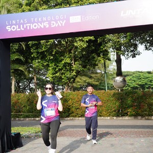 Race photo from LINTAS TEKNOLOGI SOLUTIONS DAY