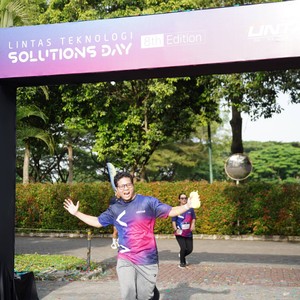Race photo from LINTAS TEKNOLOGI SOLUTIONS DAY