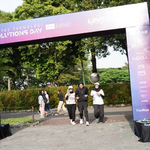 Race photo from LINTAS TEKNOLOGI SOLUTIONS DAY