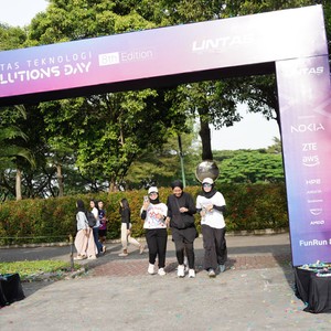 Race photo from LINTAS TEKNOLOGI SOLUTIONS DAY