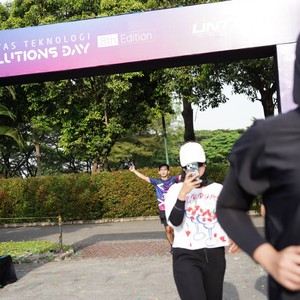 Race photo from LINTAS TEKNOLOGI SOLUTIONS DAY