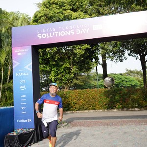 Race photo from LINTAS TEKNOLOGI SOLUTIONS DAY