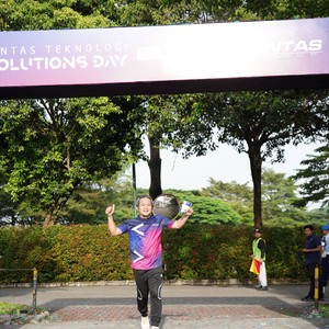Race photo from LINTAS TEKNOLOGI SOLUTIONS DAY
