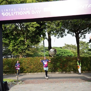 Race photo from LINTAS TEKNOLOGI SOLUTIONS DAY